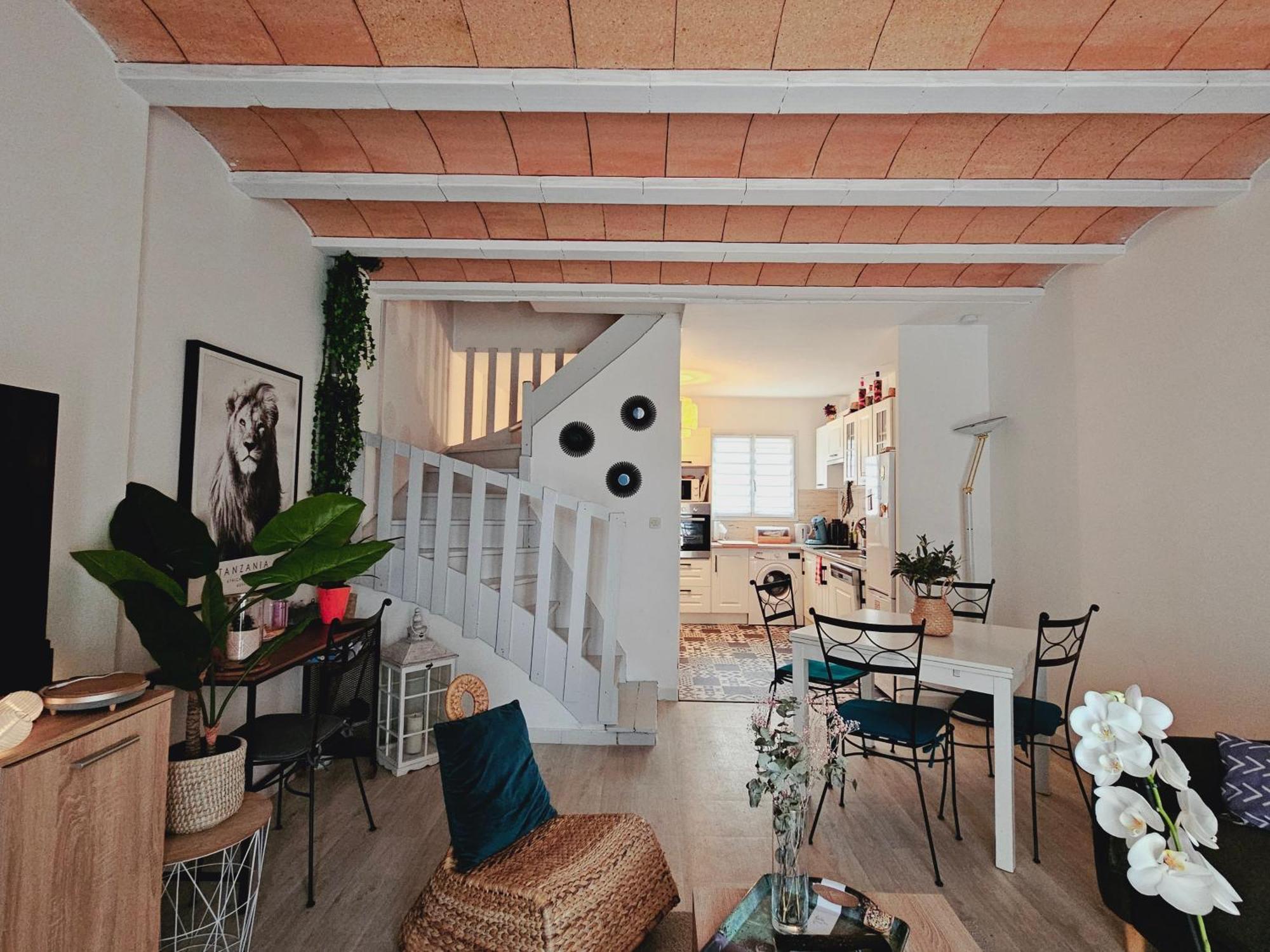 Maison Chaleureuse A Uzès Exteriör bild